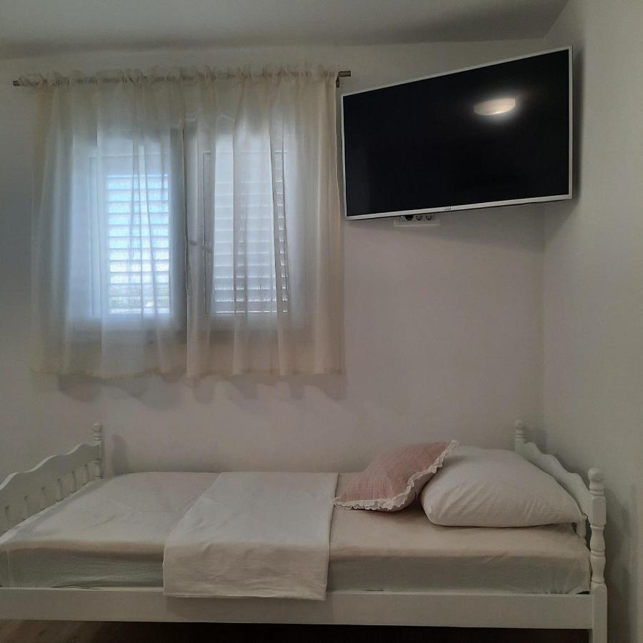 Studio Apartman Mare Trogir Eksteriør billede