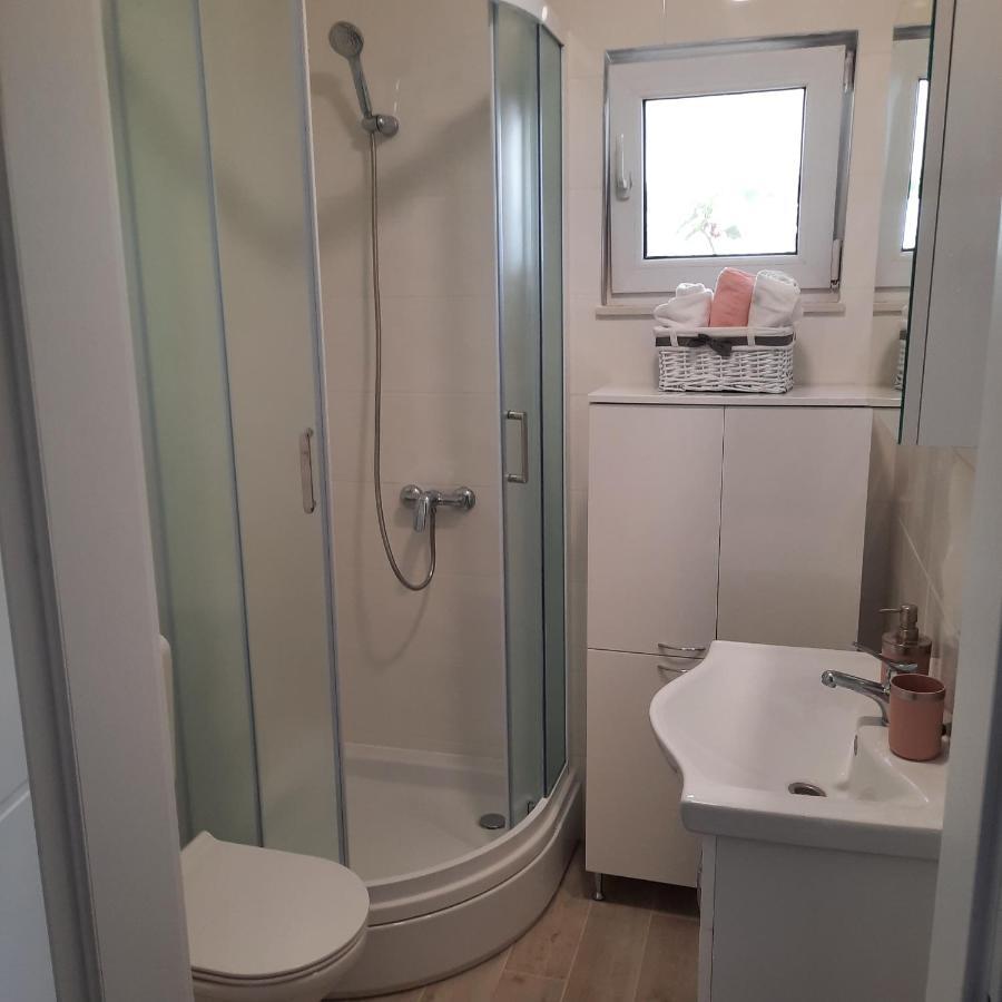 Studio Apartman Mare Trogir Eksteriør billede